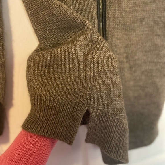 Pam & Gela Oatmeal Brown Button Up Sweater Size P - Picture 6 of 7